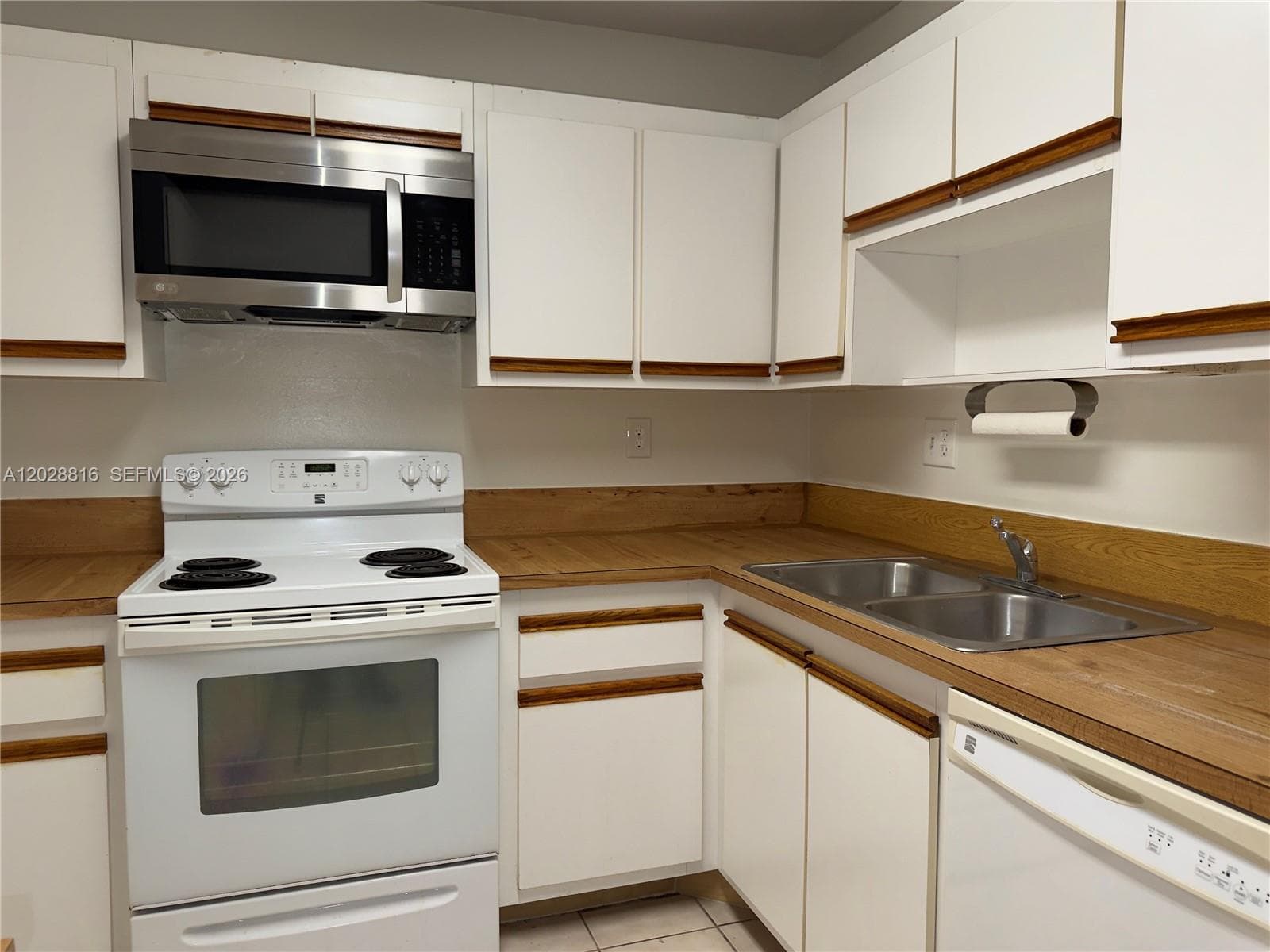 10441 Mahogany Key Cir # 106, Miami FL 33196 — 7