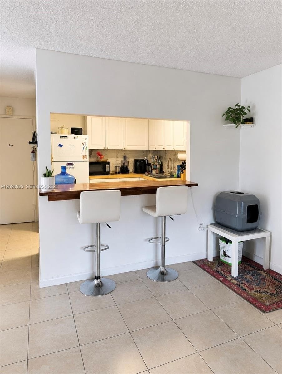 16851 NE 23rd Ave # B214, North Miami Beach FL 33160 — 5