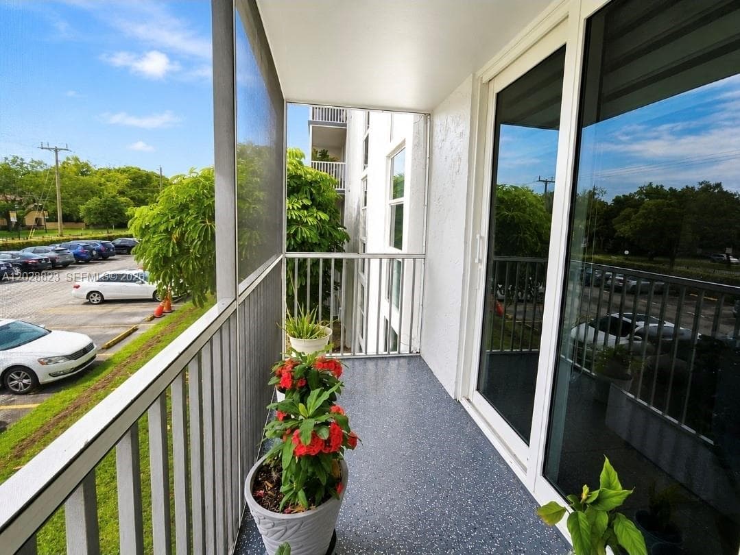16851 NE 23rd Ave # B214, North Miami Beach FL 33160 — 4