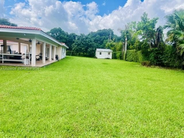 7910 SW 73rd Ct, Miami FL 33143 — 11