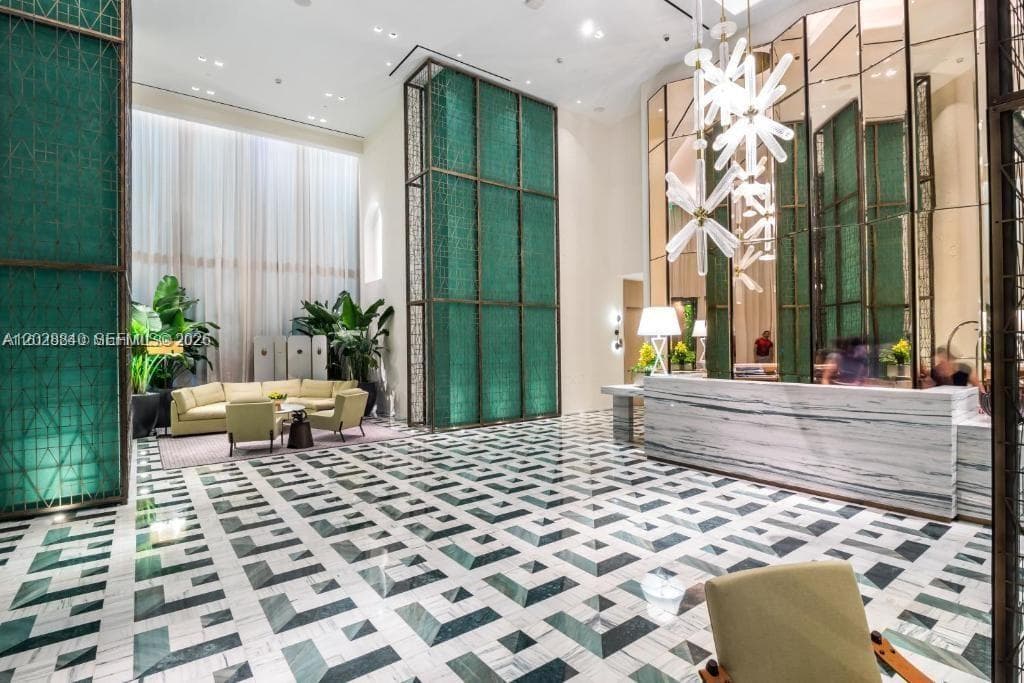 801 S Miami Ave # 1808, Miami FL 33130 — 47