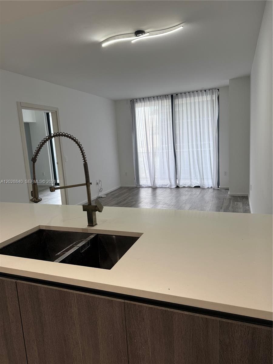 801 S Miami Ave # 1808, Miami FL 33130 — 11