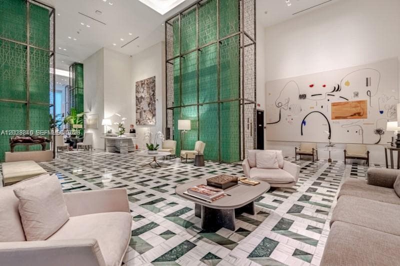 801 S Miami Ave # 1808, Miami FL 33130 — 44