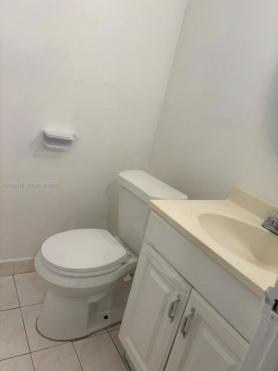 6675 W 4th Ave # 408, Hialeah FL 33012 — 11
