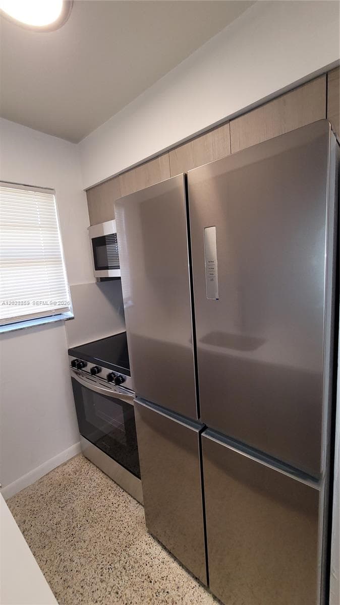 34 E 21st St # 3, Hialeah FL 33010 — 5