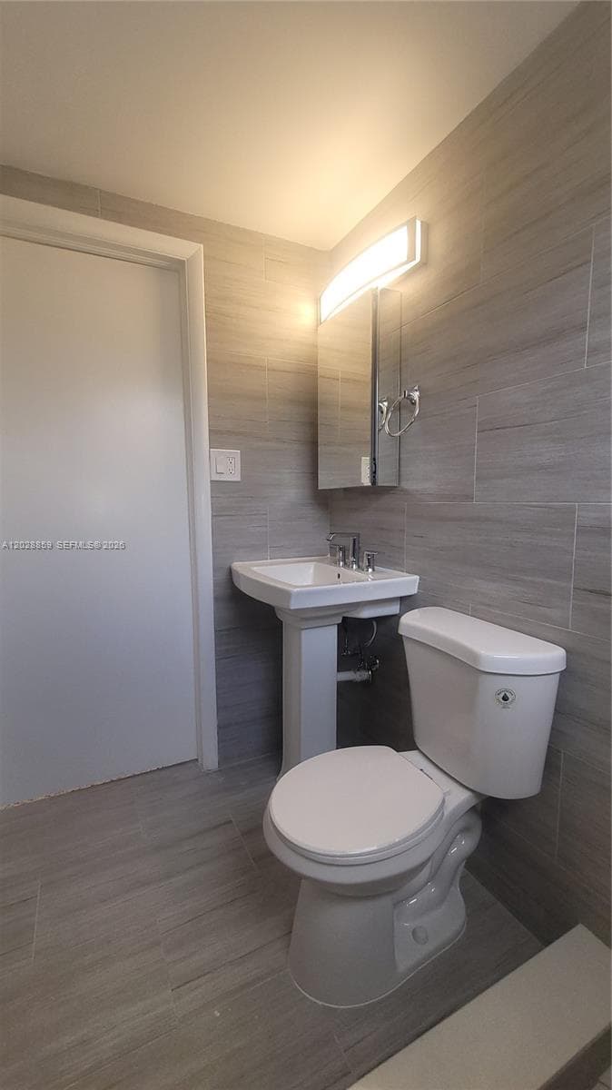 34 E 21st St # 3, Hialeah FL 33010 — 14