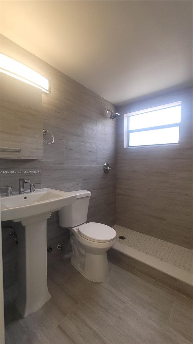 34 E 21st St # 3, Hialeah FL 33010 — 15