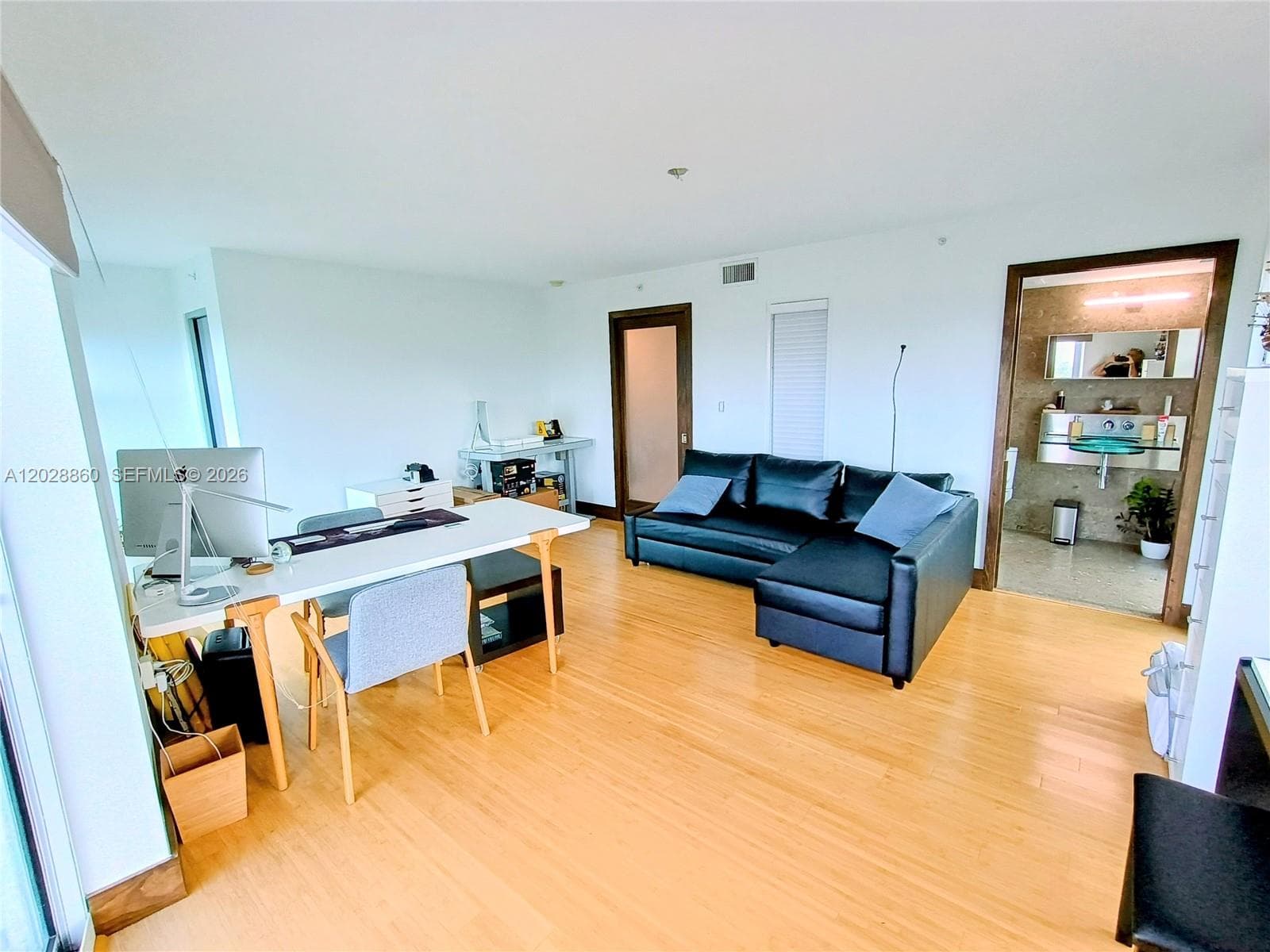 Oceanblue Condo Of Miami, Miami Beach, FL — 33