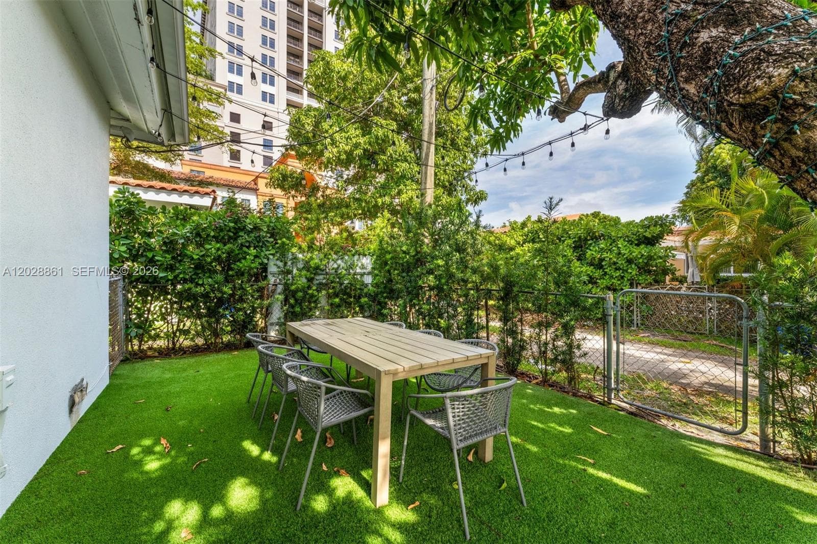 45 Palermo Ave, Coral Gables FL 33134 — 17