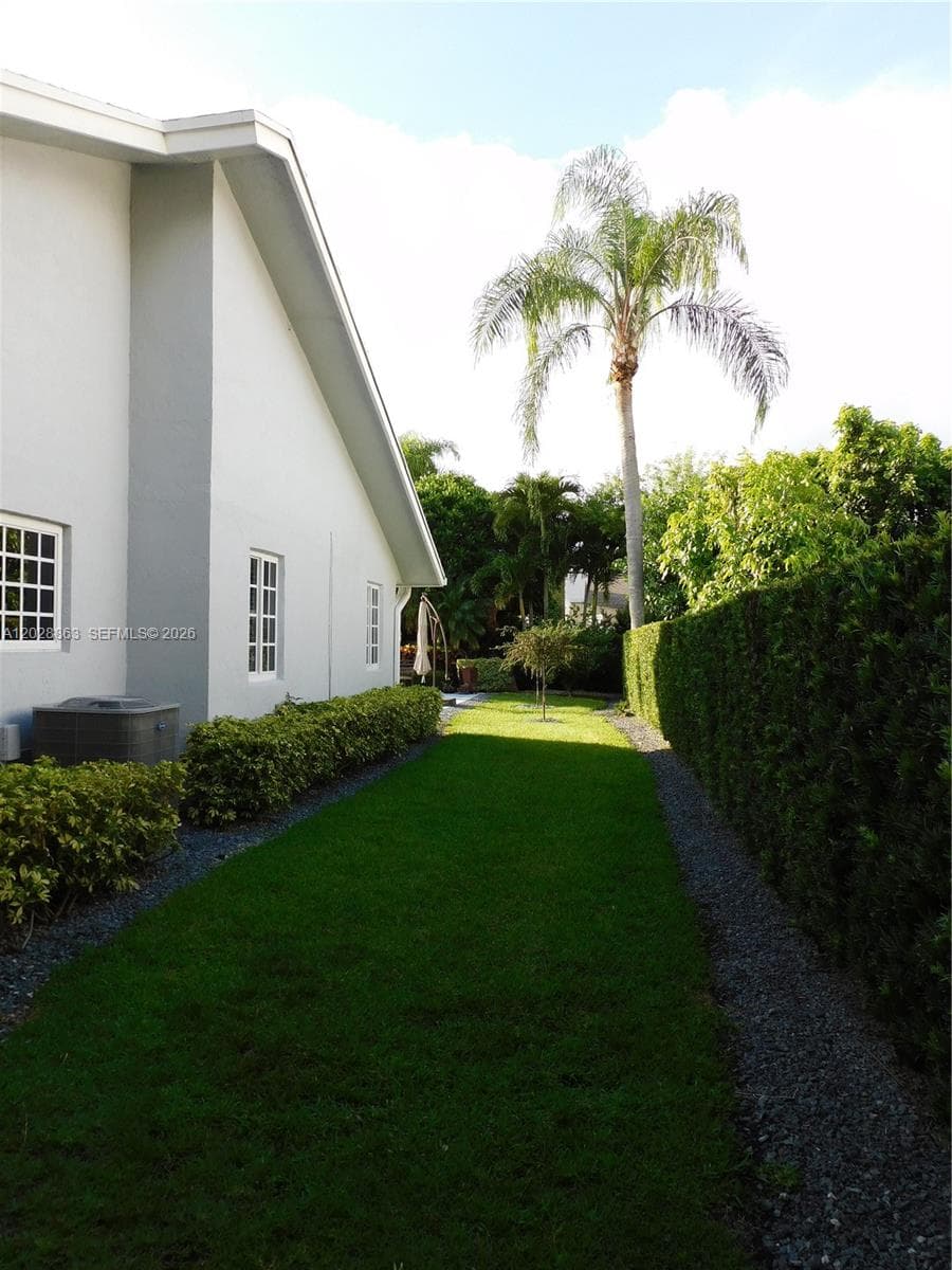 15351 SW 146th St, Miami FL 33196 — 72