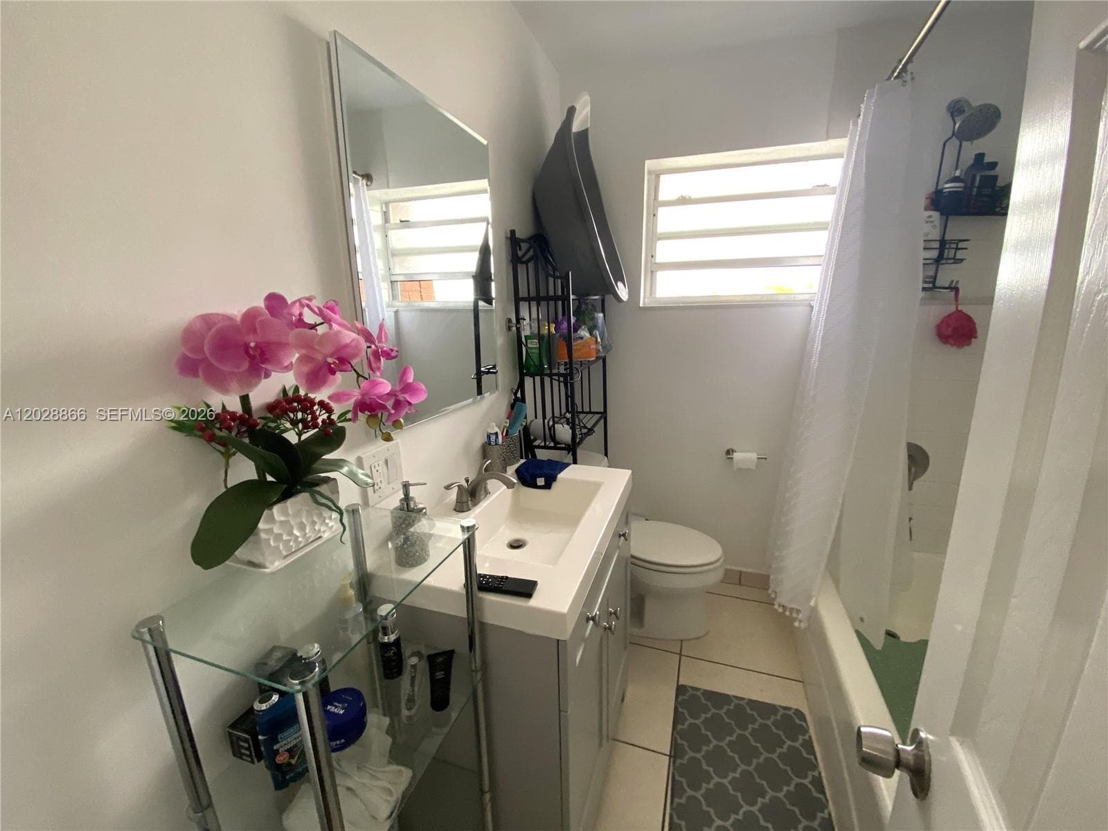 1570 W 46th St # 214, Hialeah FL 33012 — 7