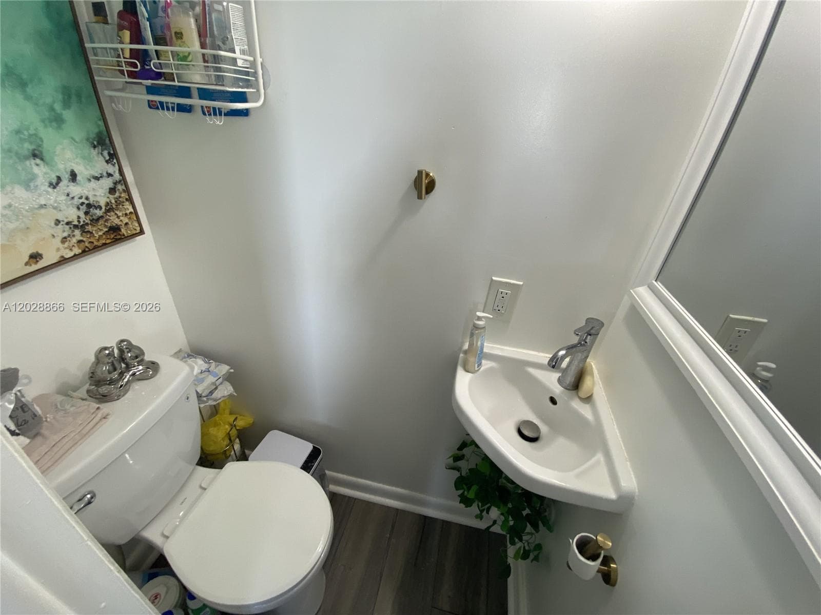 1570 W 46th St # 214, Hialeah FL 33012 — 9