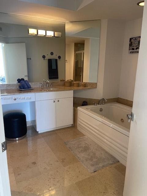 4779 Collins Ave # 706, Miami Beach FL 33140 — 12