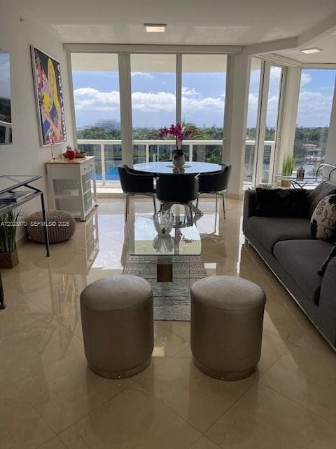 4779 Collins Ave # 706, Miami Beach FL 33140 — 3