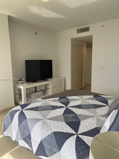 4779 Collins Ave # 706, Miami Beach FL 33140 — 10