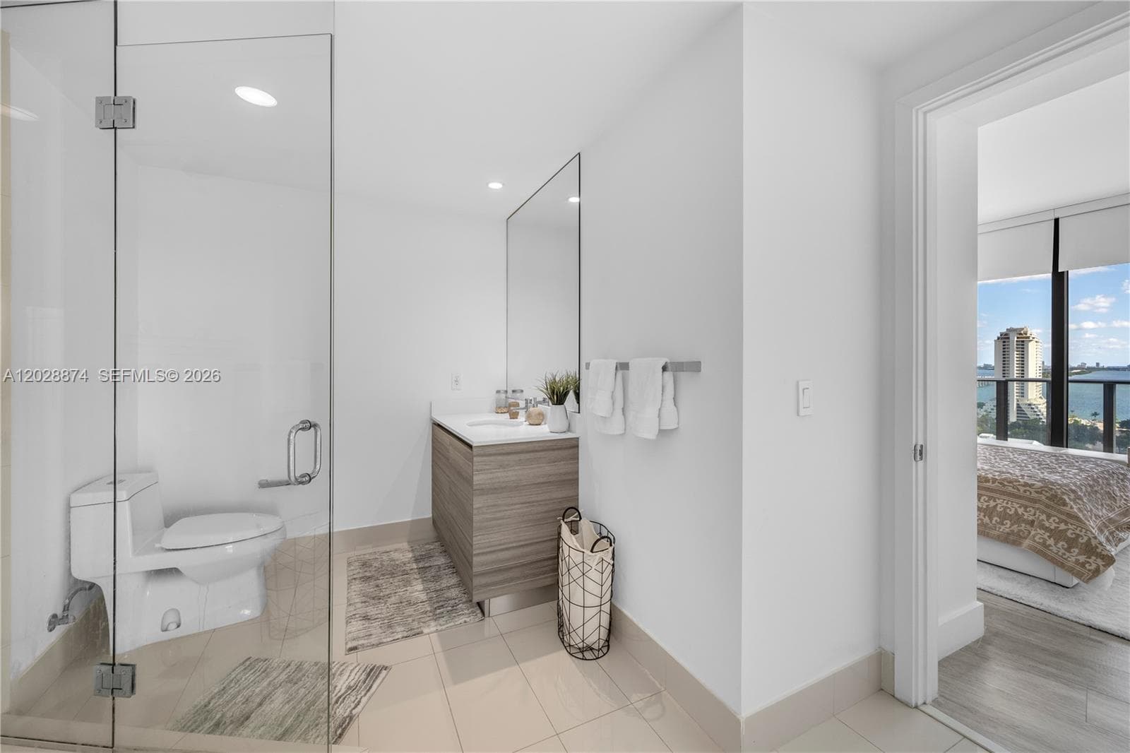 121 NE 34th St # 1704, Miami FL 33137 — 12