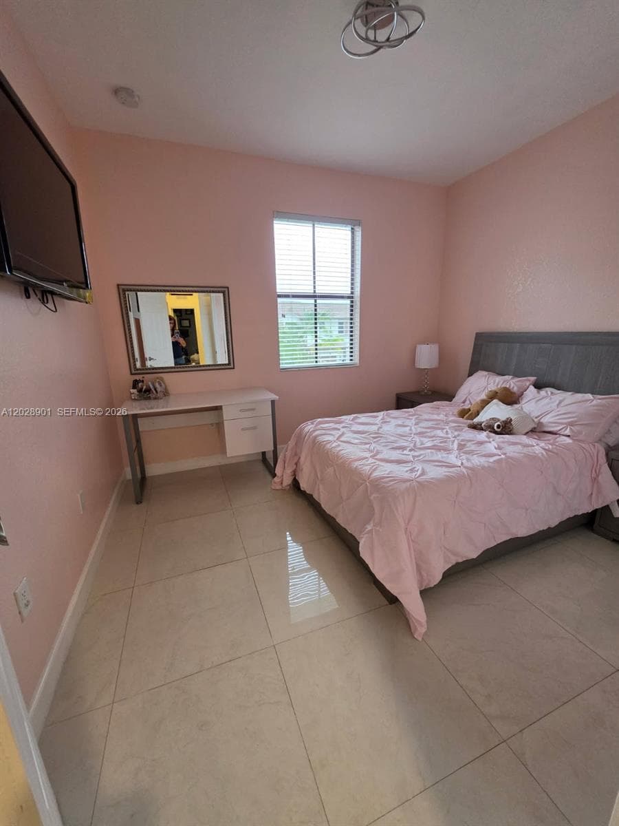 Aquabella Section One, Hialeah, FL — 11