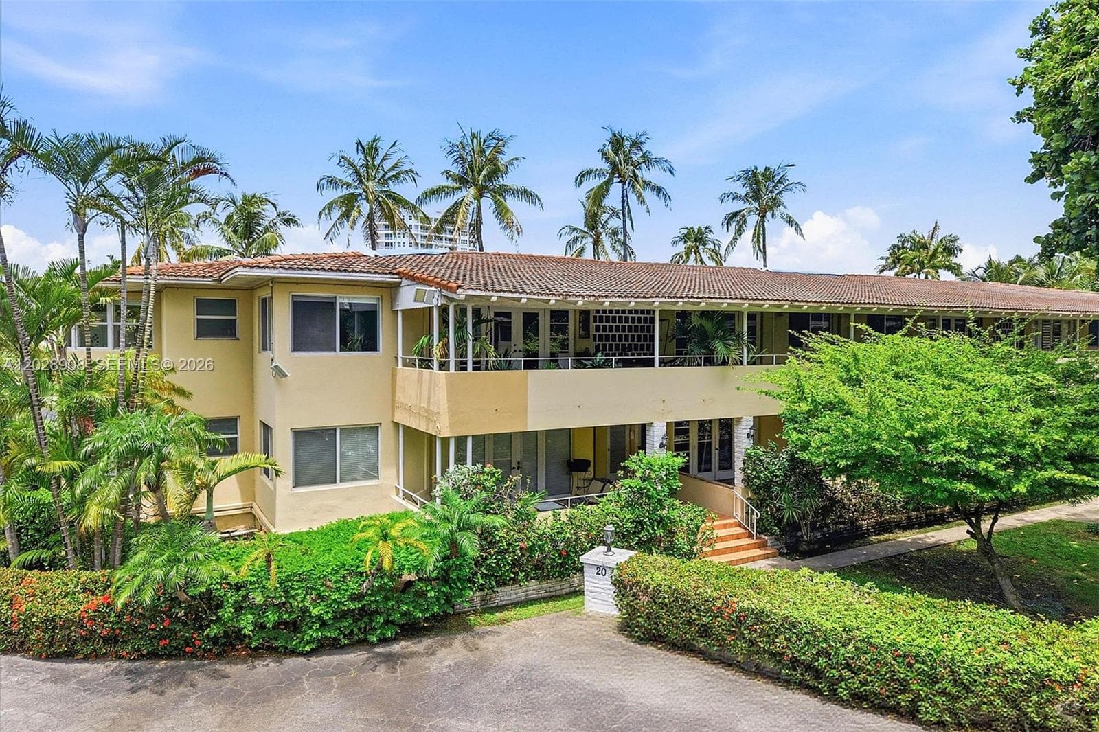 20 Park Dr # 6, Bal Harbour FL 33154 — 17