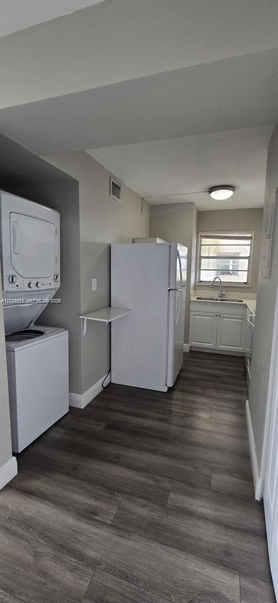 8870 Fontainebleau Blvd # 502, Miami FL 33172 — 18