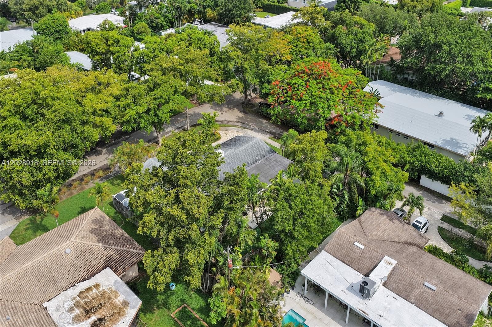 18641 NE 21st Ave, Miami FL 33179 — 63