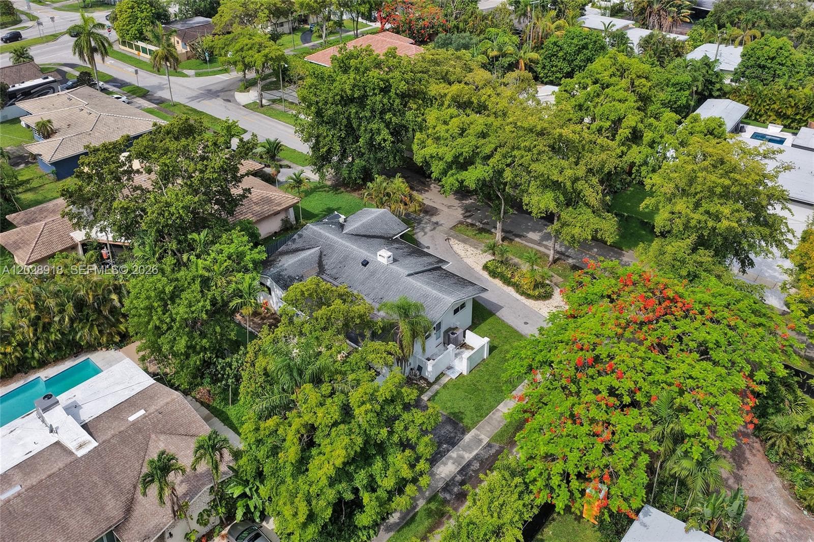 18641 NE 21st Ave, Miami FL 33179 — 61