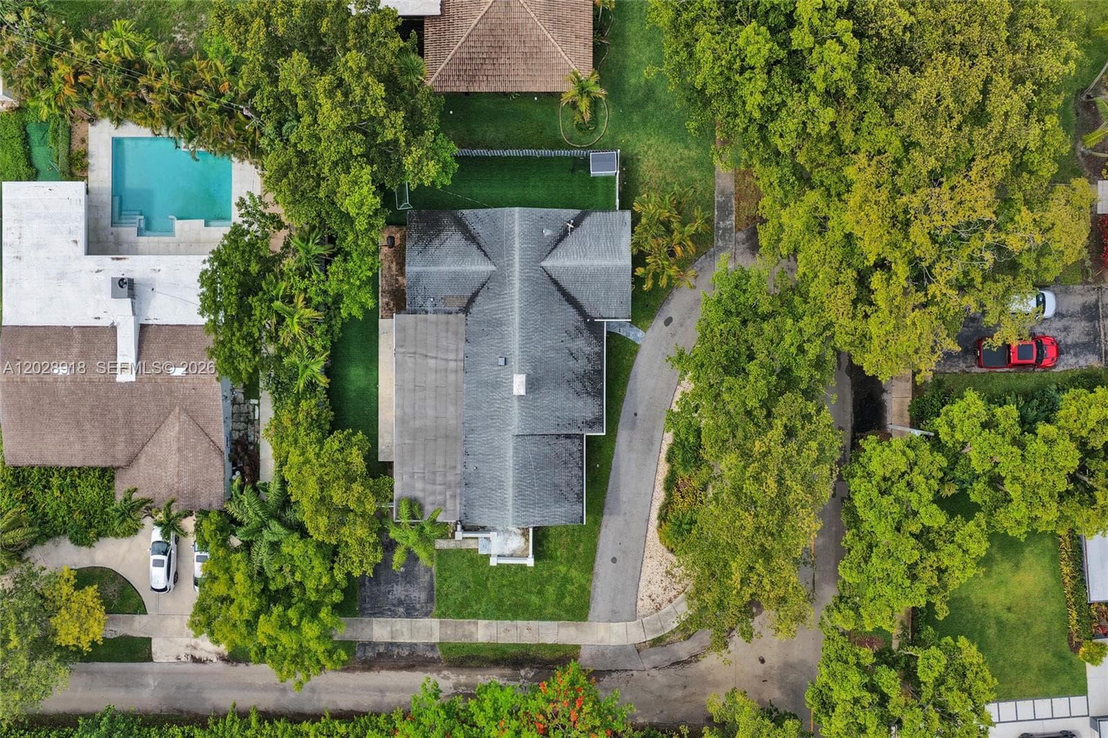 18641 NE 21st Ave, Miami FL 33179 — 48