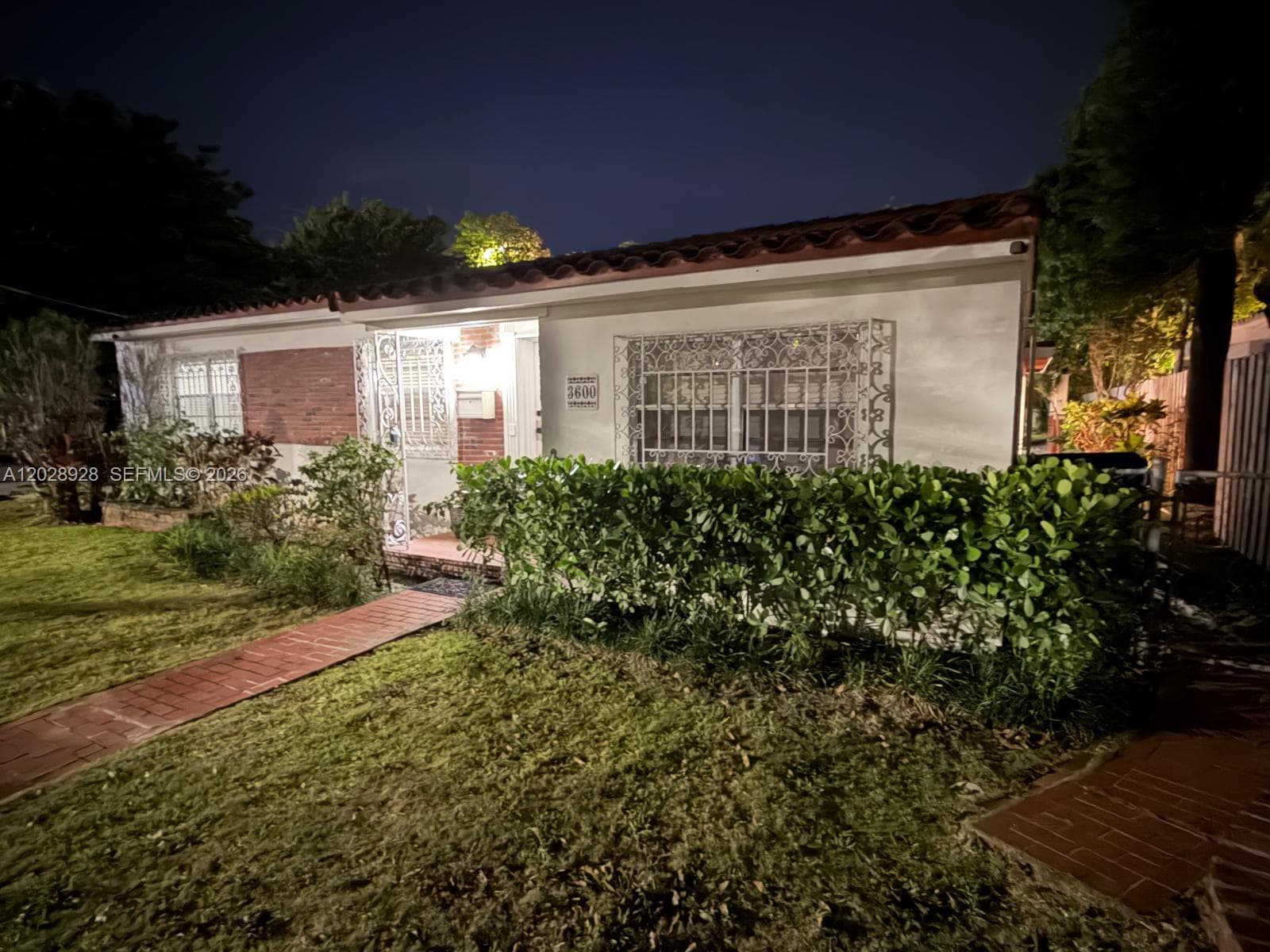 3600 SW 26th St, Miami FL 33133 — 1