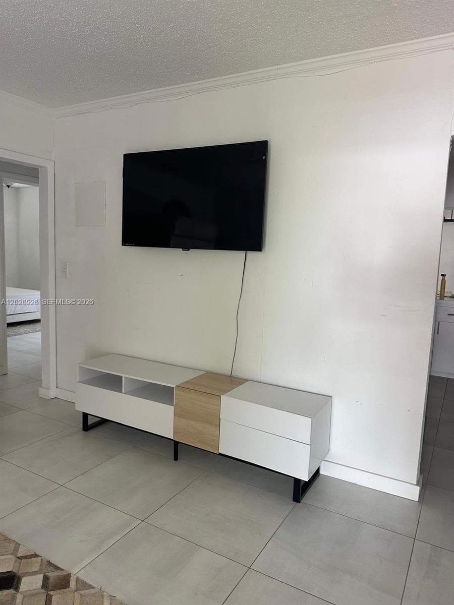 3600 SW 26th St, Miami FL 33133 — 14