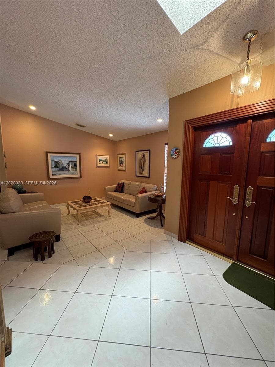 3124 SW 139th Pl, Miami FL 33175 — 3