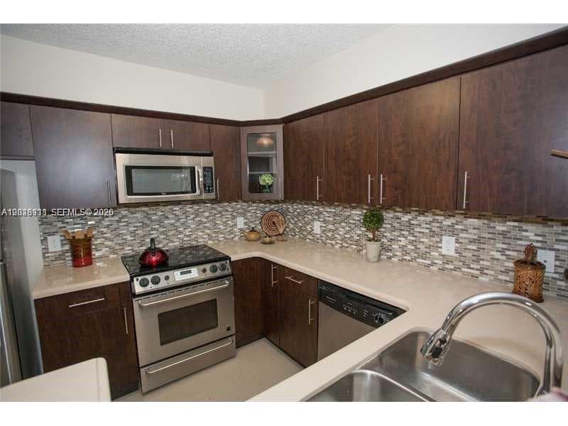 Enclave At Doral Condo No, Doral, FL — 1