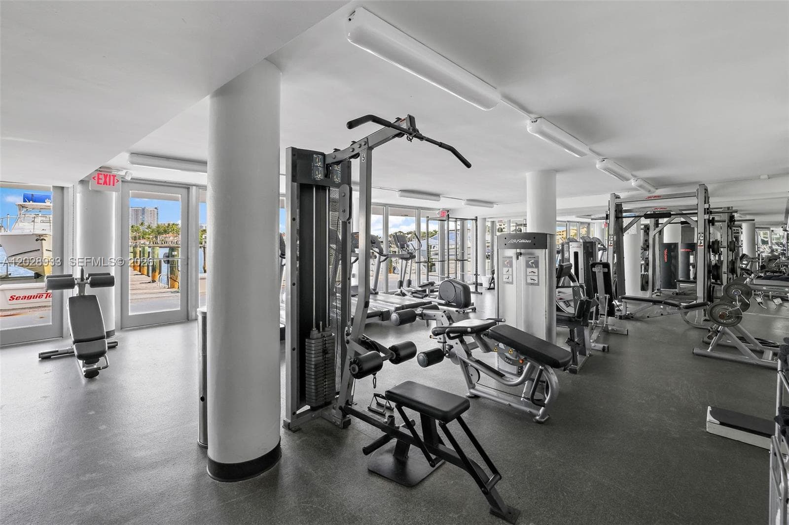 900 Bay Dr # 419, Miami Beach FL 33141 — 36