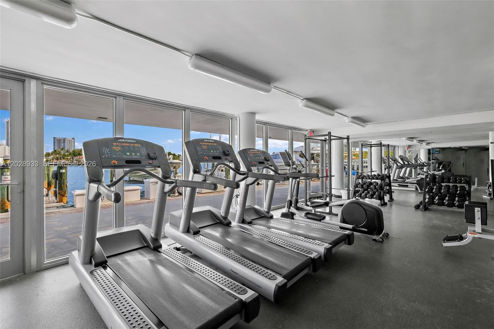 900 Bay Dr # 419, Miami Beach FL 33141 — 35