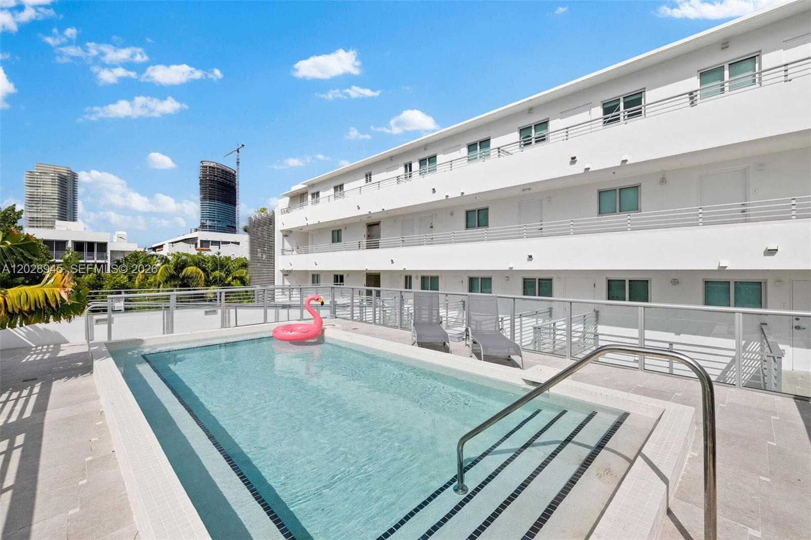 421 Meridian Ave # 6, Miami Beach FL 33139 — 16