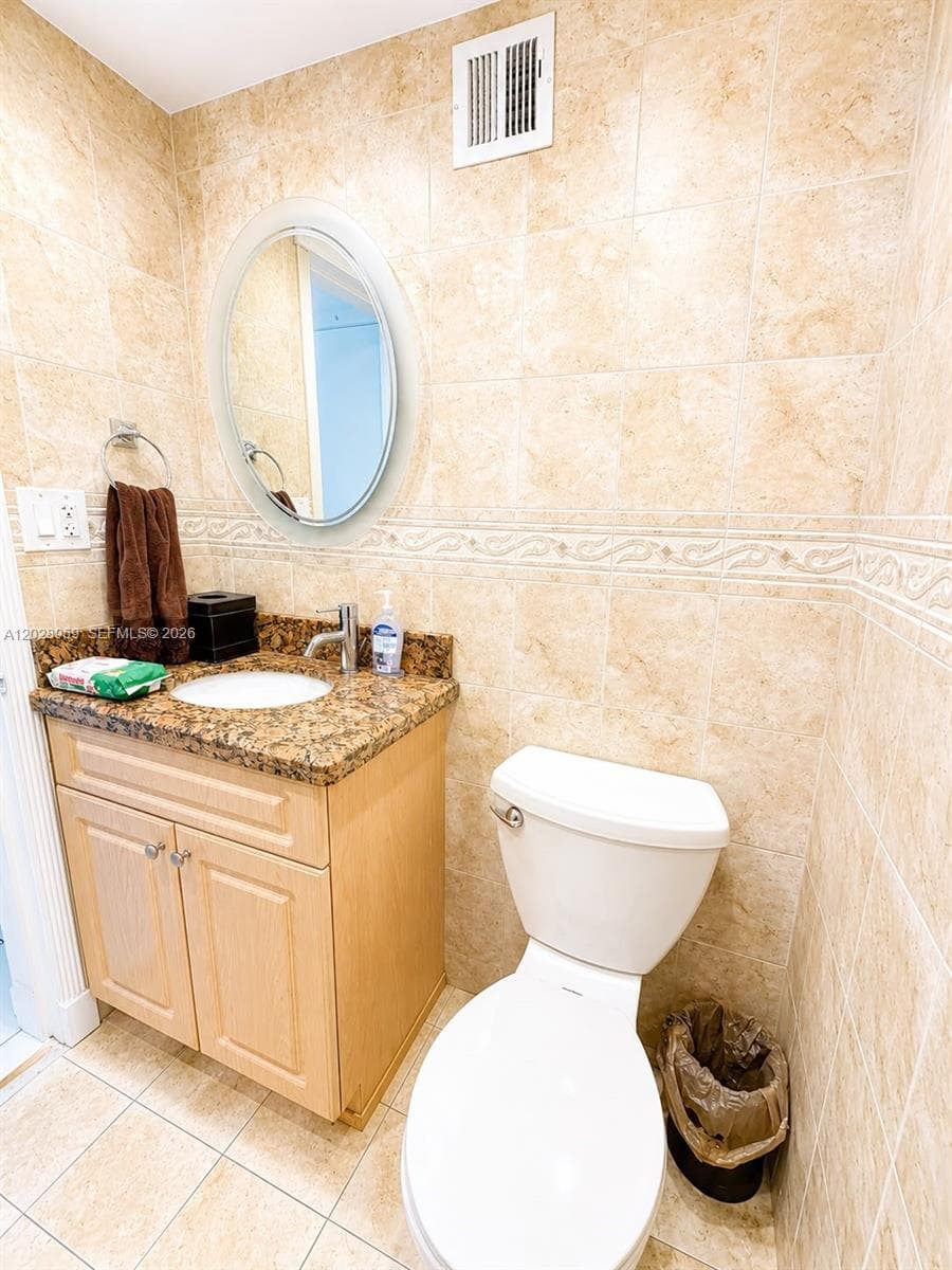 5005 Collins Ave # 616, Miami Beach FL 33140 — 20
