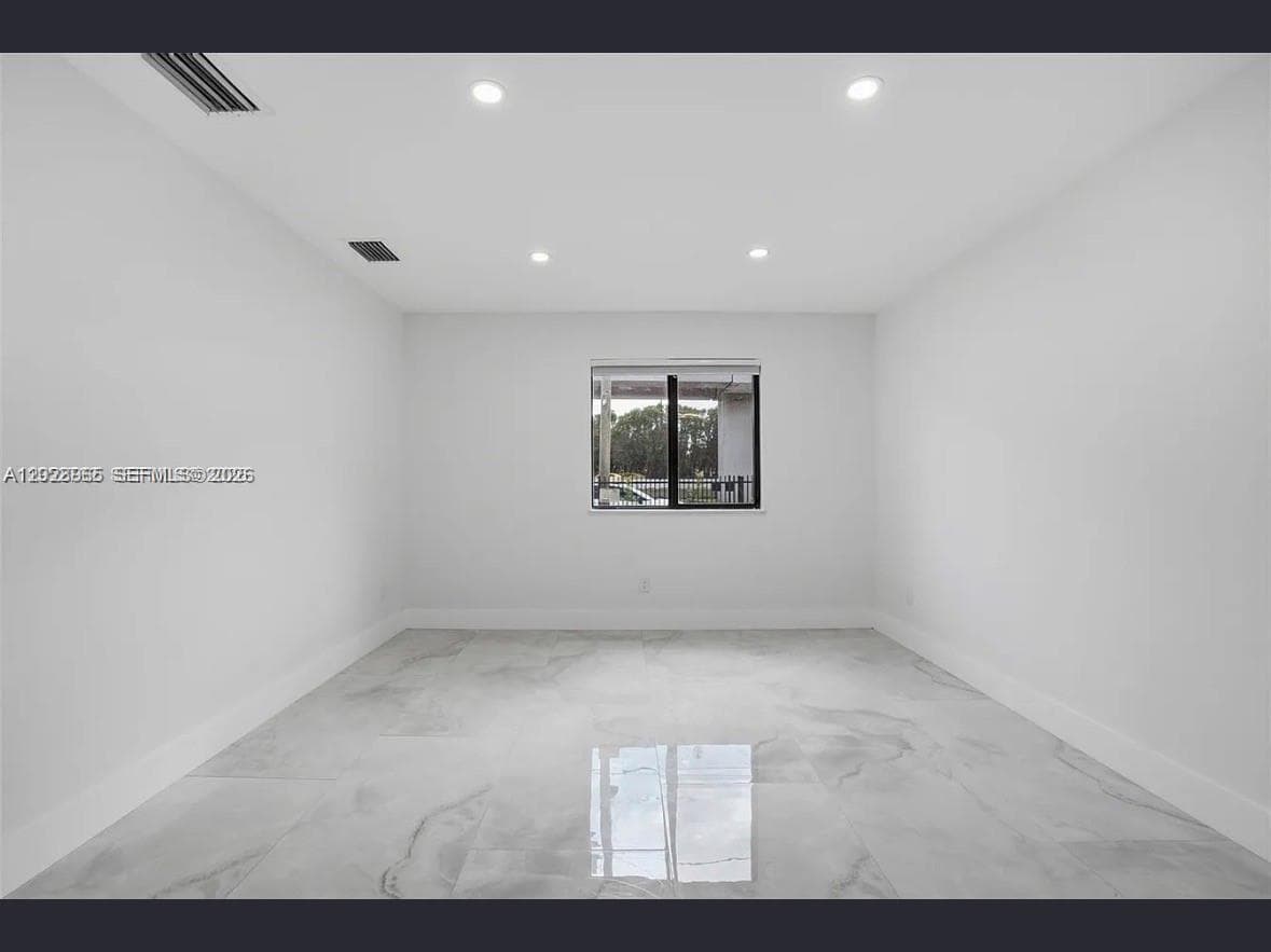 1411 NW 40th St # 1, Miami FL 33142 — 10