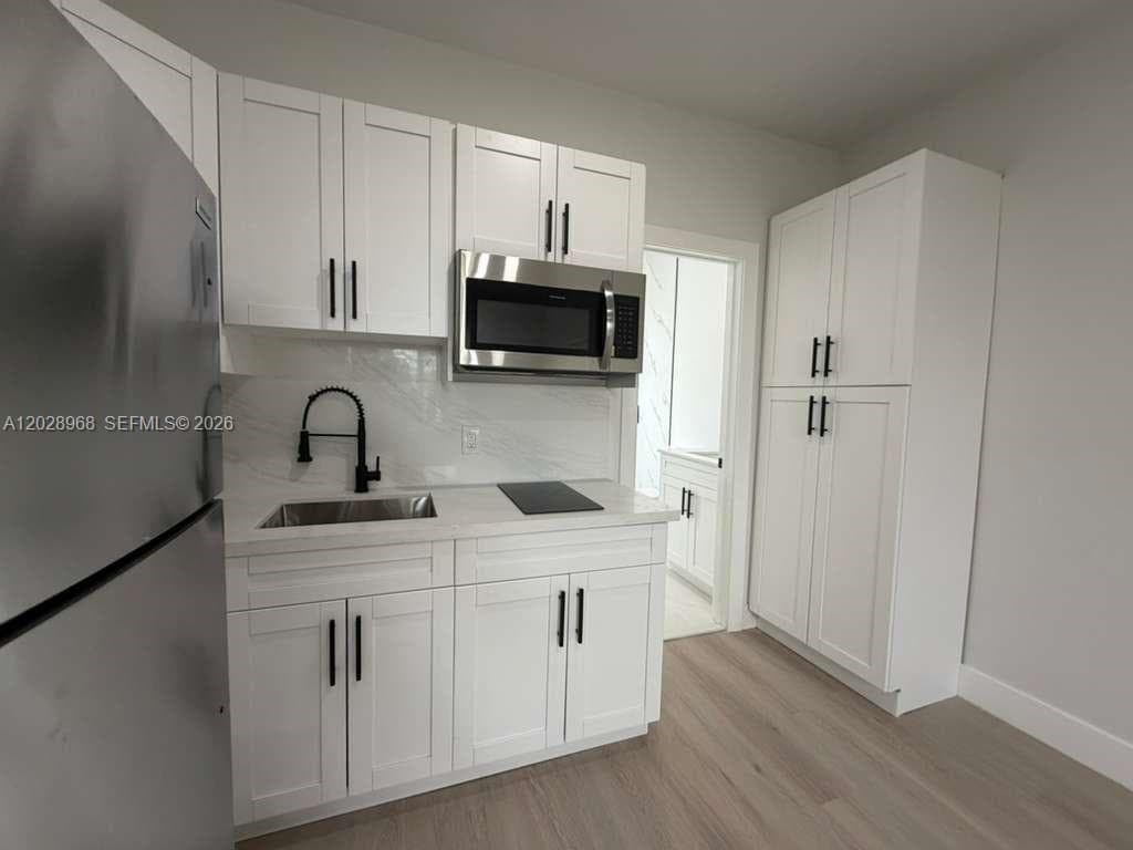 2425 SW 6th St # 6, Miami FL 33135 — 3