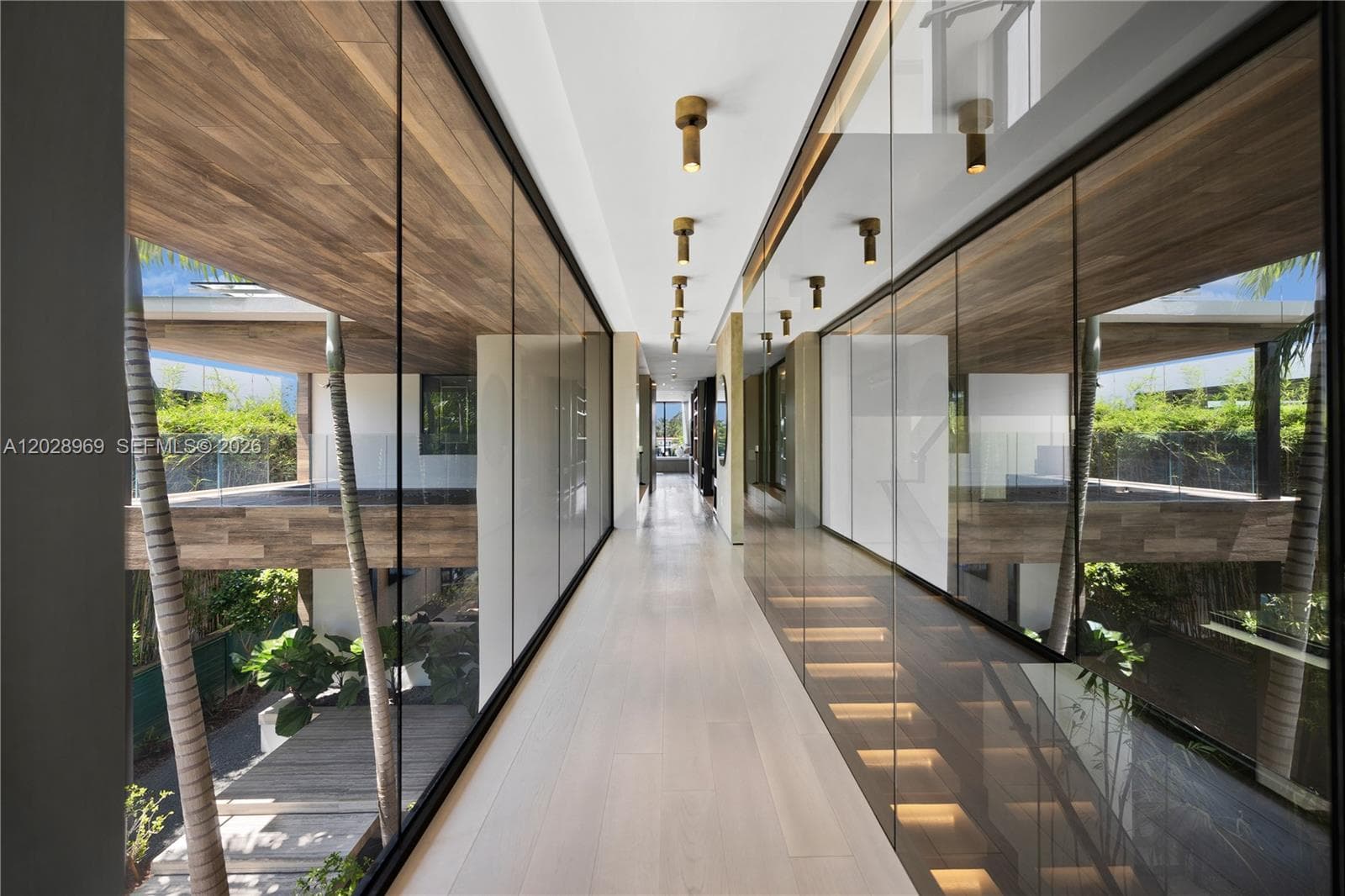 508 W Dilido Dr, Miami Beach FL 33139 — 28