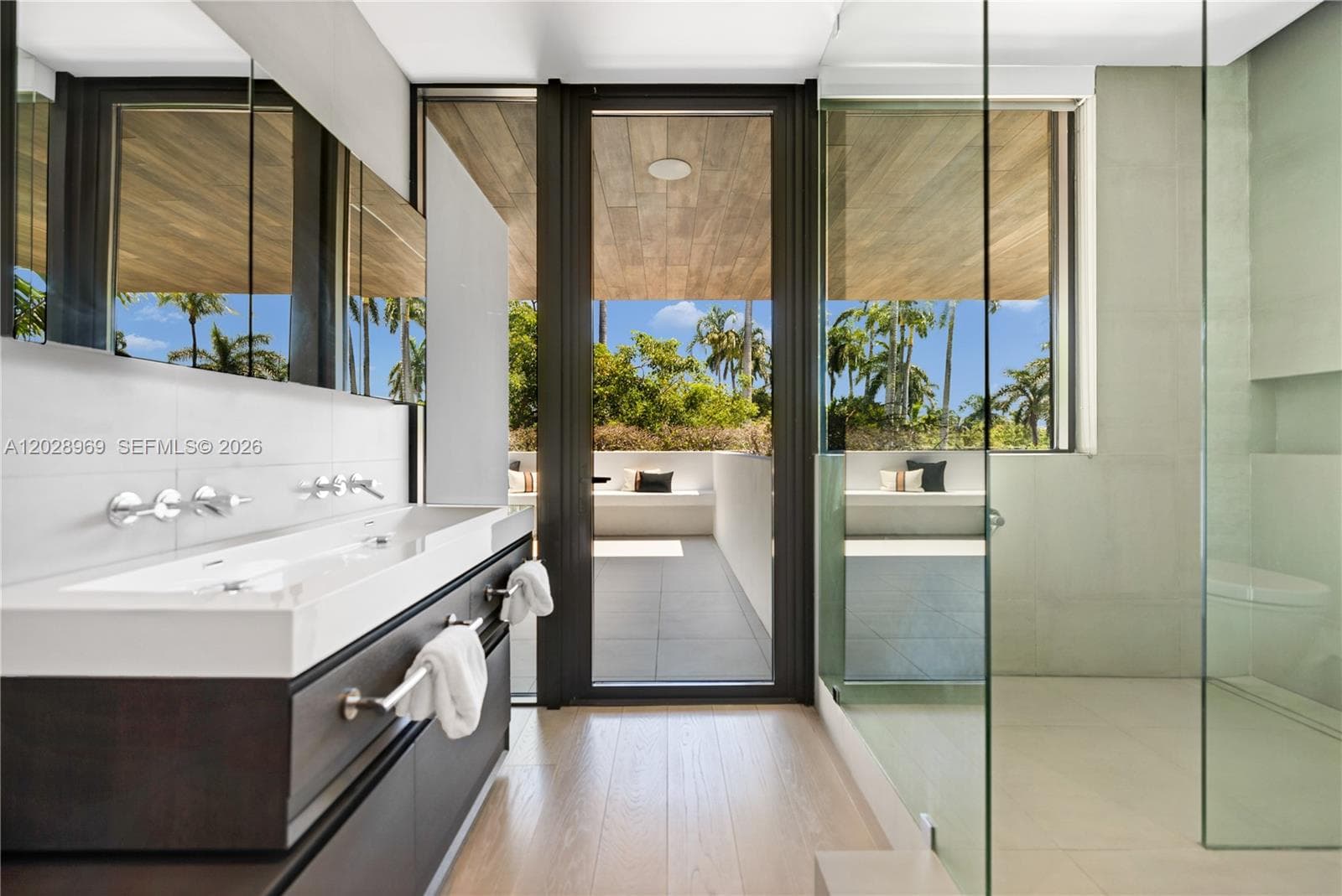 508 W Dilido Dr, Miami Beach FL 33139 — 37