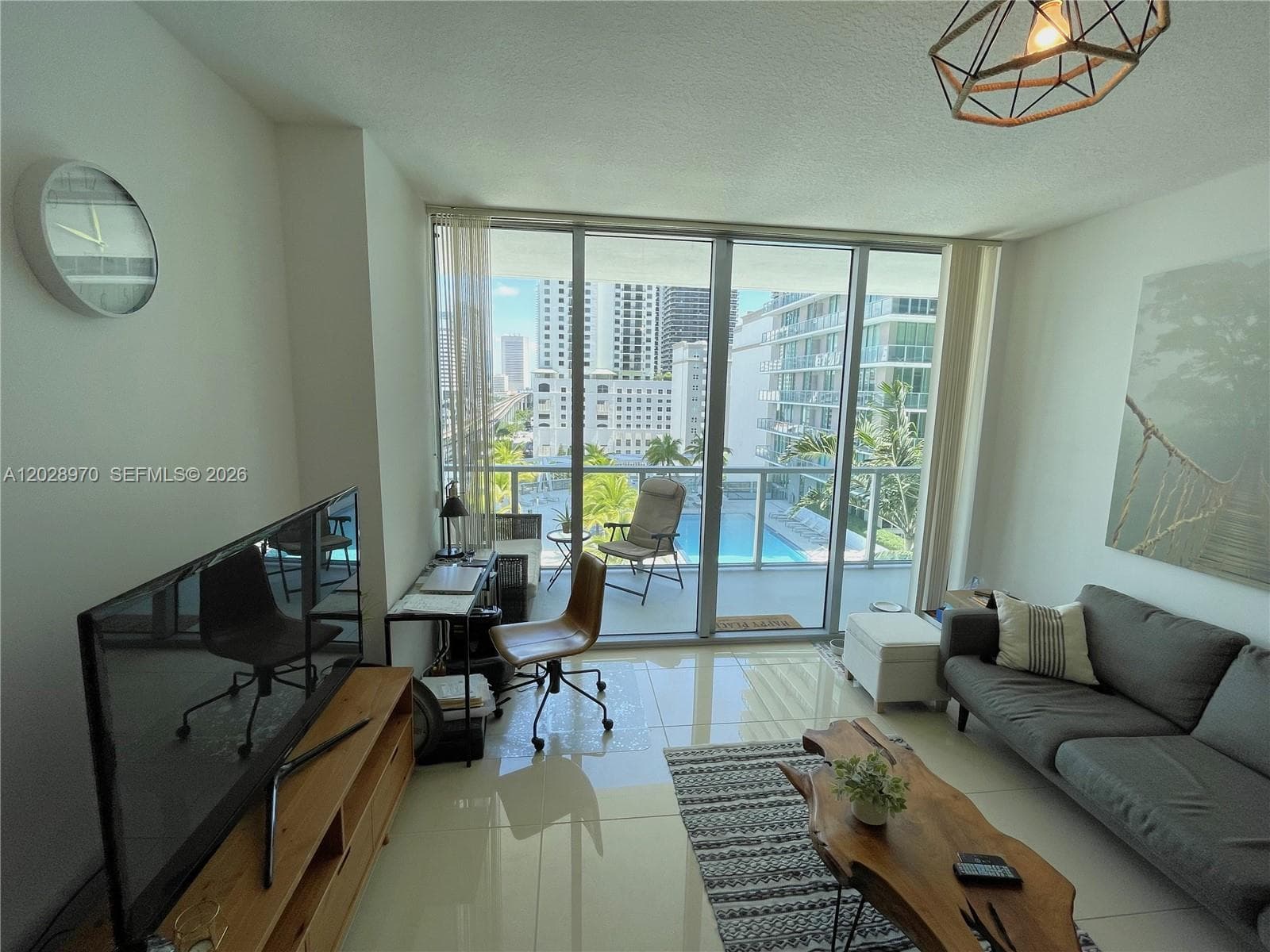 79 SW 12th St, Miami FL 33130 — 3