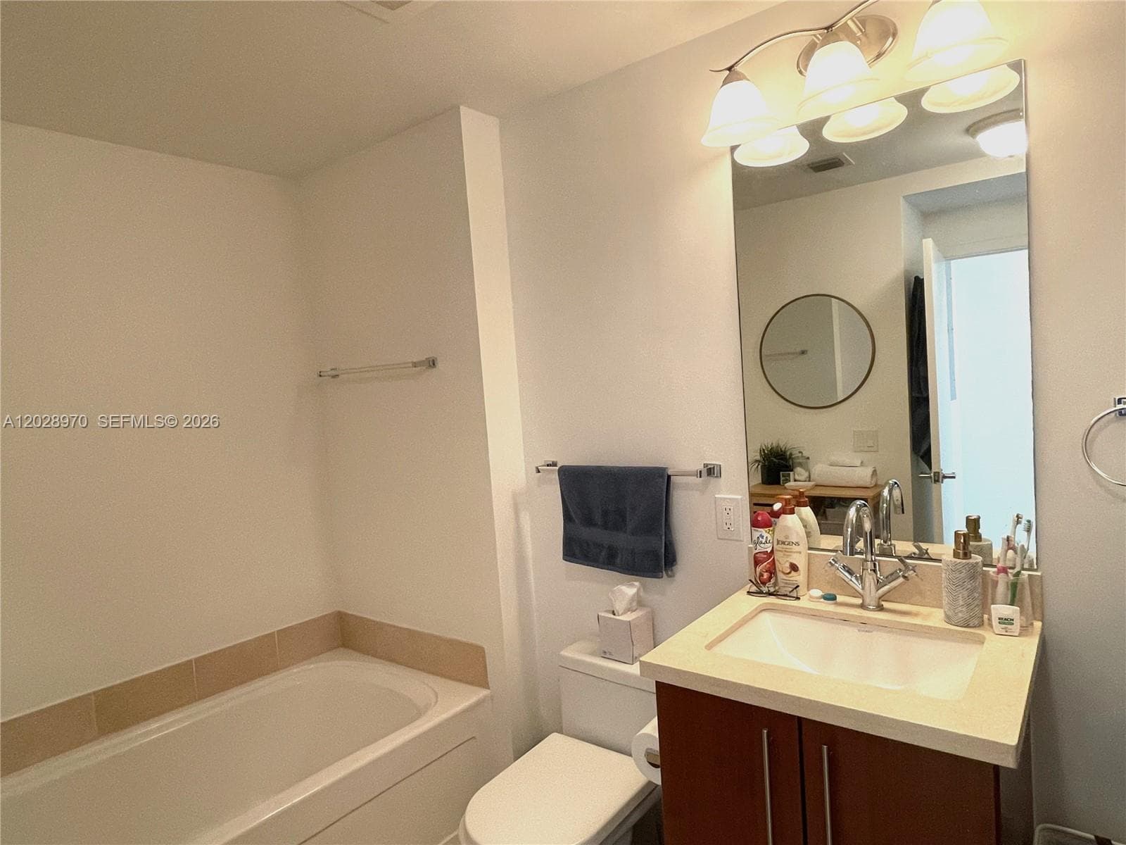 79 SW 12th St, Miami FL 33130 — 20
