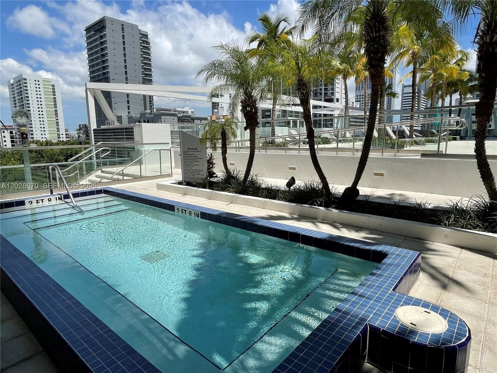79 SW 12th St, Miami FL 33130 — 33