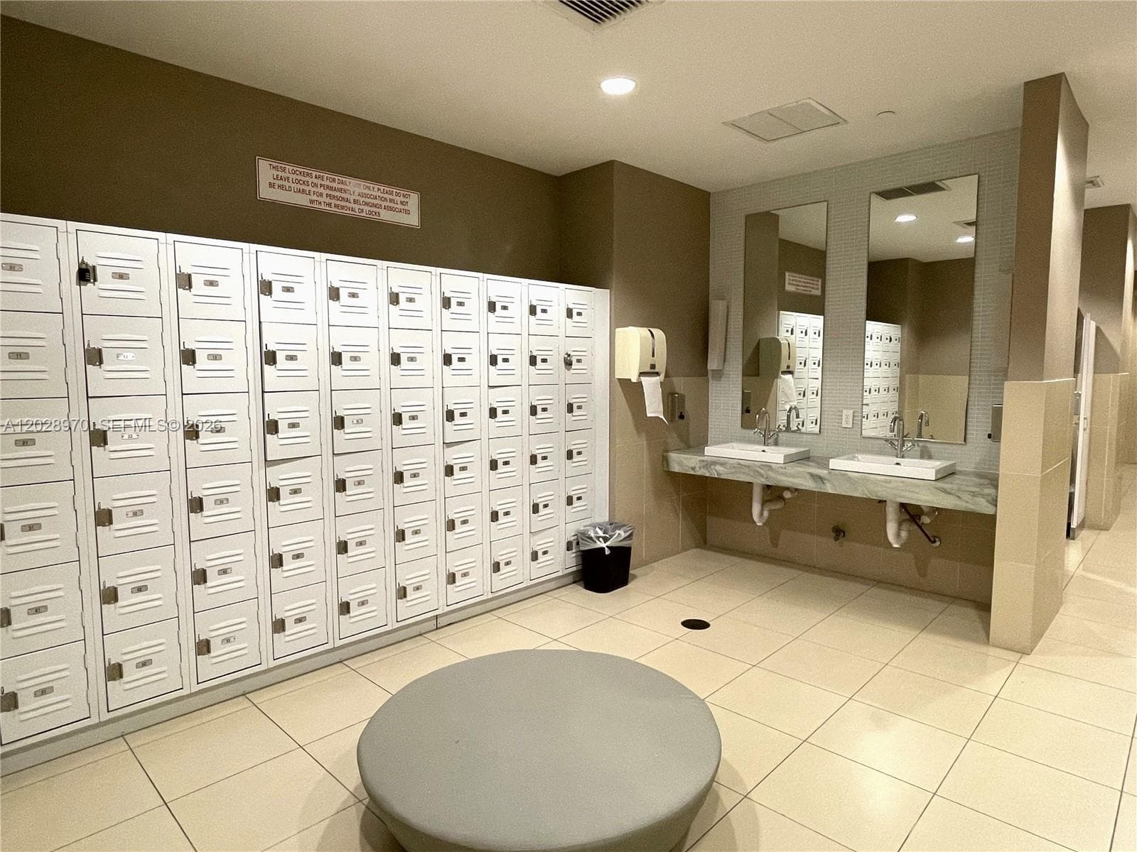 79 SW 12th St, Miami FL 33130 — 35