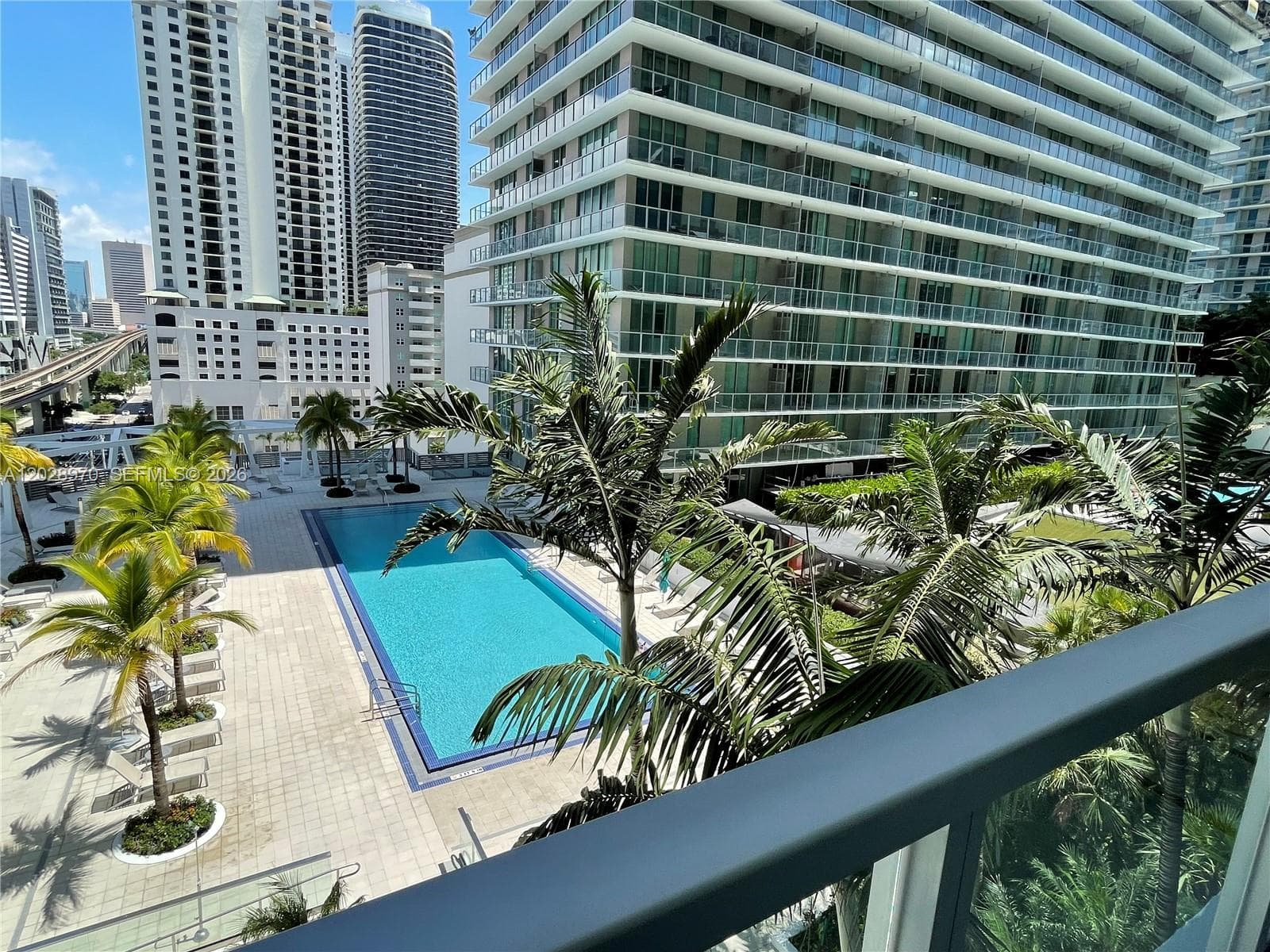 79 SW 12th St, Miami FL 33130 — 25