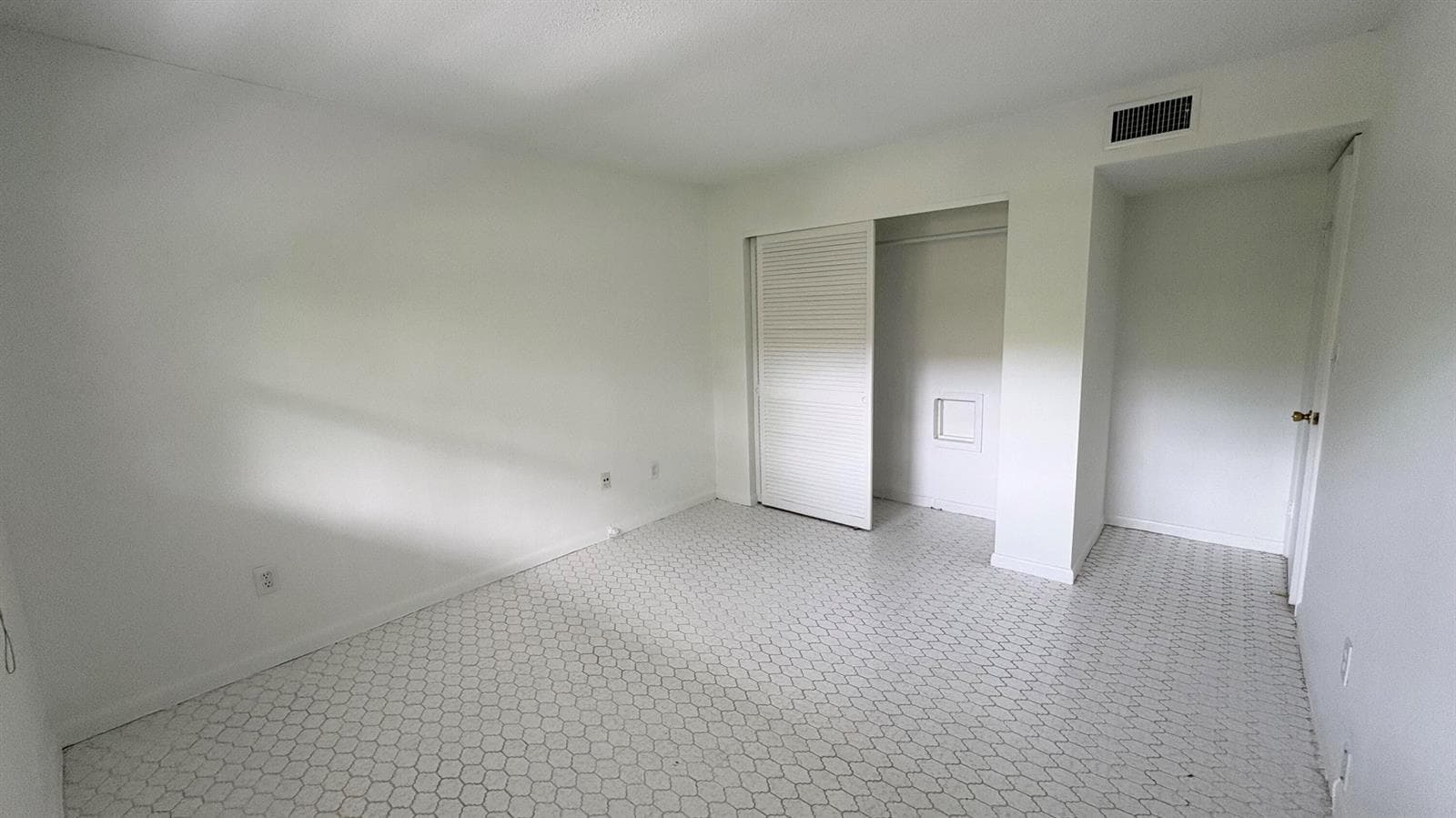 879 NE 195th Street # 227, Miami FL 33179 — 20