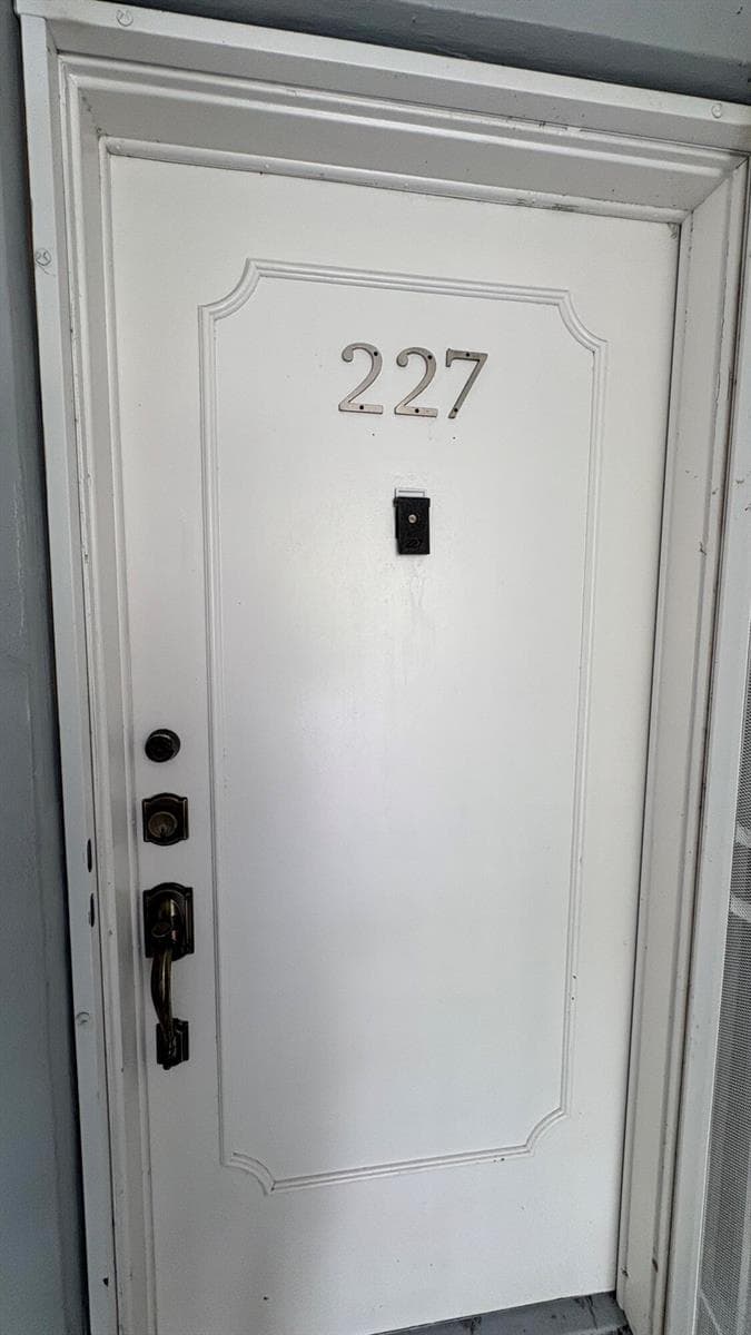 879 NE 195th Street # 227, Miami FL 33179 — 31