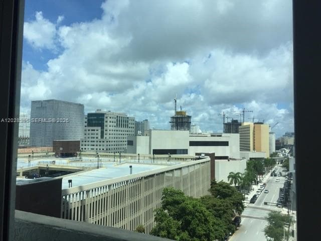 133 NE 2nd Ave # 913, Miami FL 33132 — 11