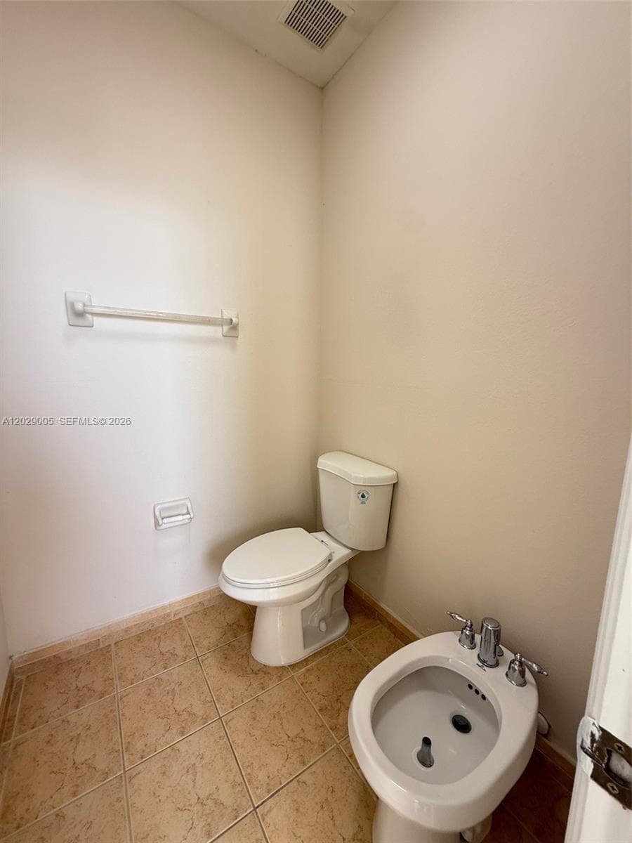 8528 SW 166th Pl # 8528, Miami FL 33193 — 20