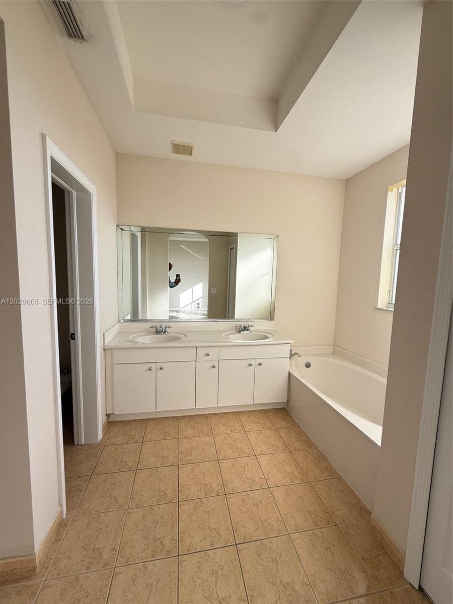 8528 SW 166th Pl # 8528, Miami FL 33193 — 18