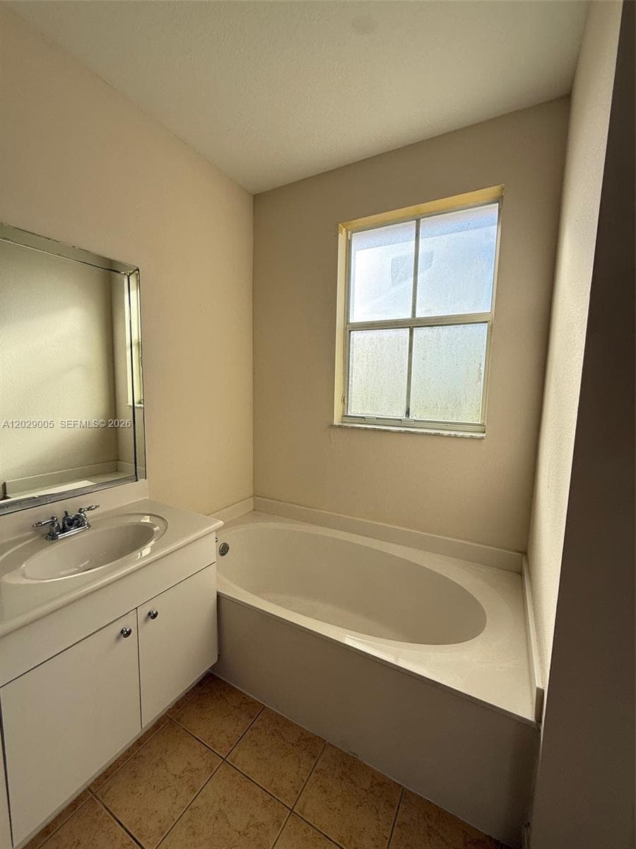 8528 SW 166th Pl # 8528, Miami FL 33193 — 19