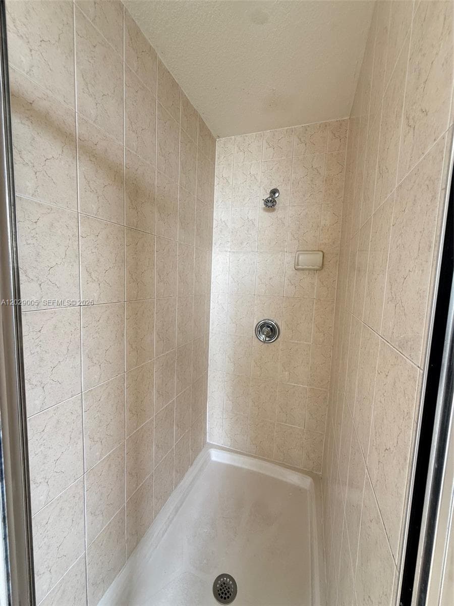 8528 SW 166th Pl # 8528, Miami FL 33193 — 21